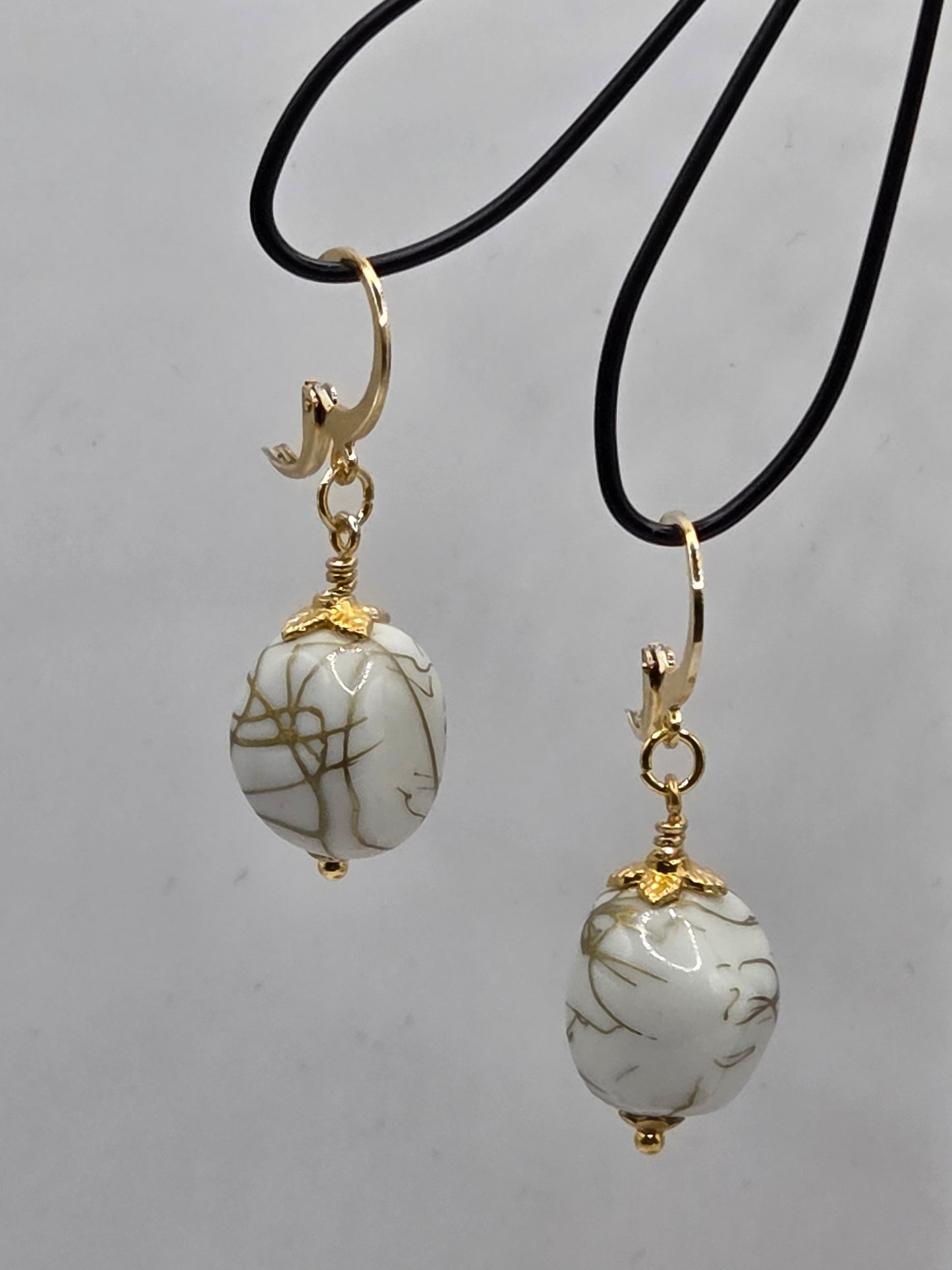 Boucles d'oreilles dorées Fait Main avec perles de verre