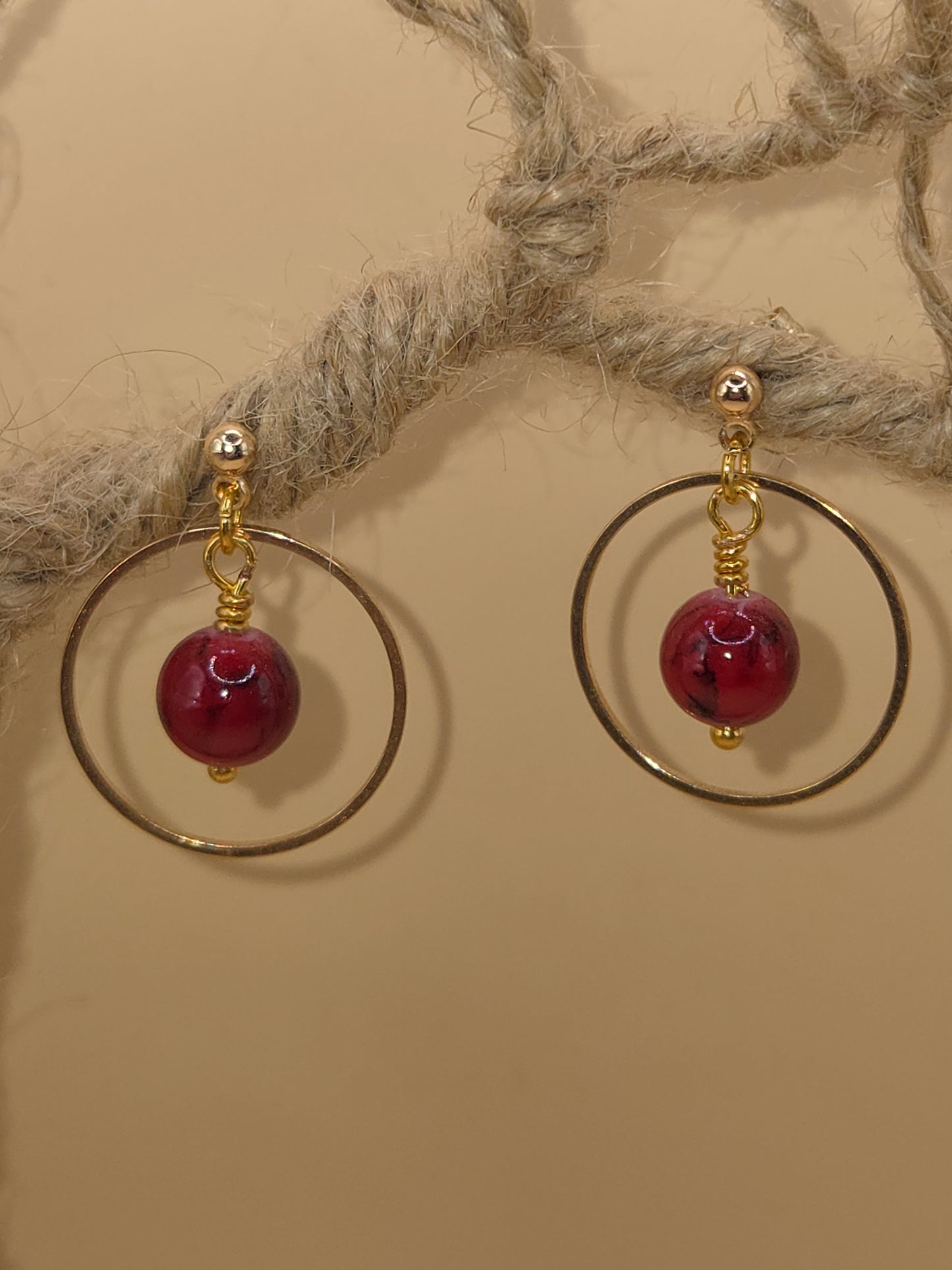 Boucles d'oreilles dorées Fait Main avec perles de verre