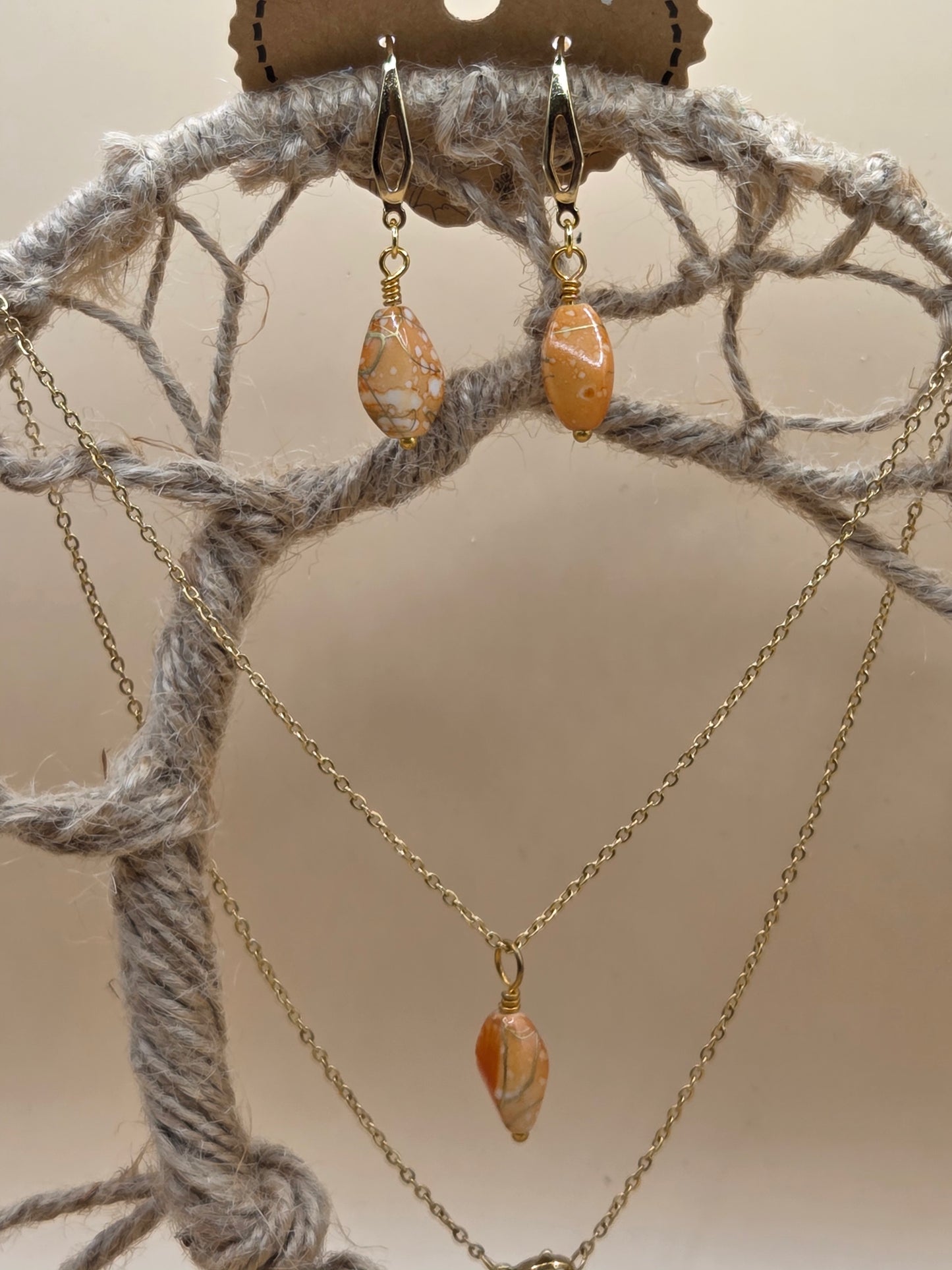 Parure chainette et son pendentif avec boucles d'oreilles associées "Fait Main"