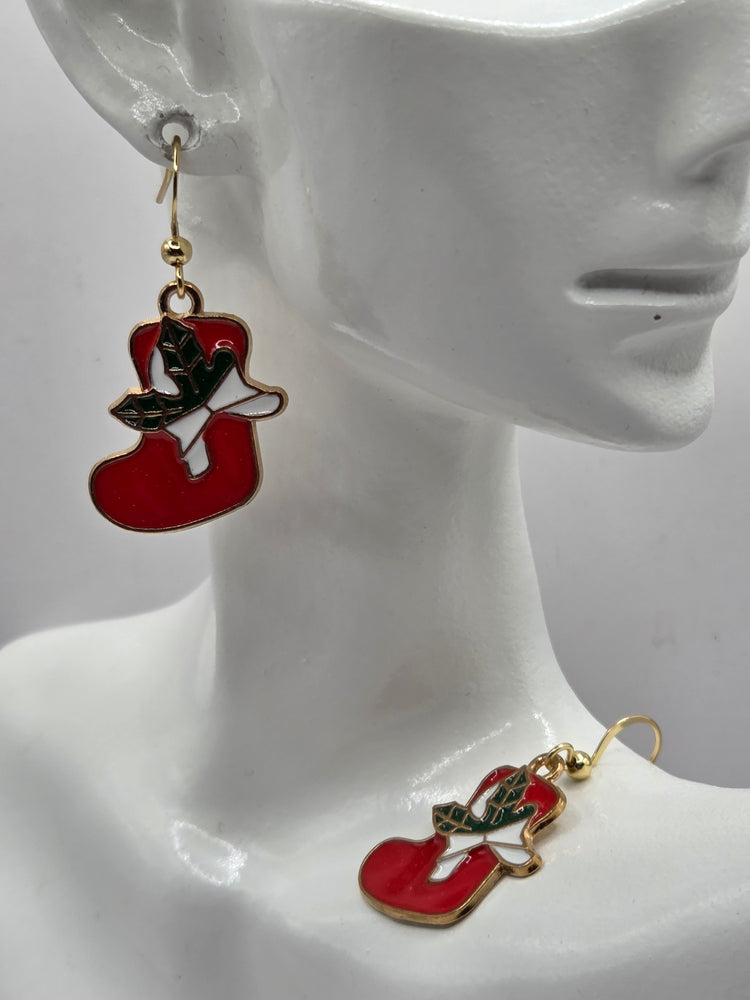 Boucles d’oreilles Noël bottes rouges et verts dorées, bijou festif assemblage main
