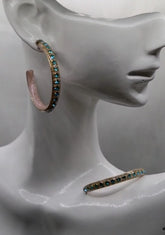 Boucles d’oreilles créoles strass bleu pâle nacre rose, bijou fait main cadeau femme