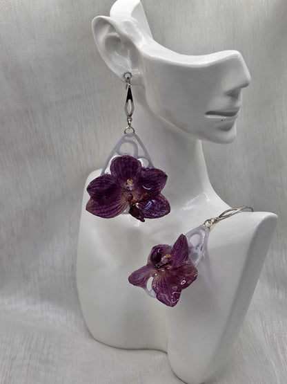 Boucles d’oreilles orchidées violettes résine artisanale, bijou d’exception fait main France