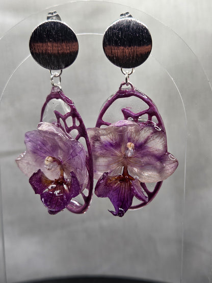 Boucles d’oreilles orchidées violettes résine artisanale, bijou d’exception fait main France