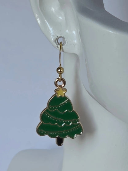 Boucles d’oreilles Noël sapins verts dorées, bijou festif assemblage main