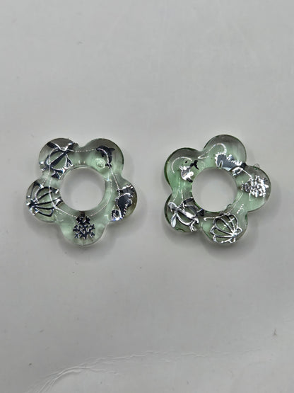 Fleurs en Pâte Fimo et/ou résine "Fait main" (sans créoles)