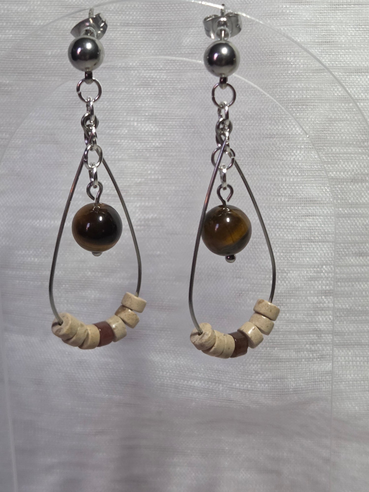 Boucles d’oreilles pierre jaspe beige et œil de tigre sur acier inoxydable – Les Élégantes de Steph 