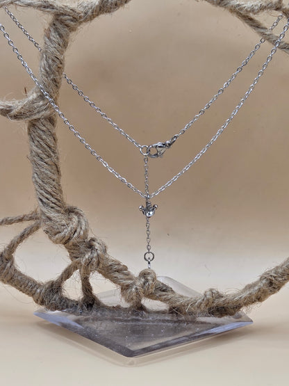 Collier argenté et son pendentif strass "Fait Main"