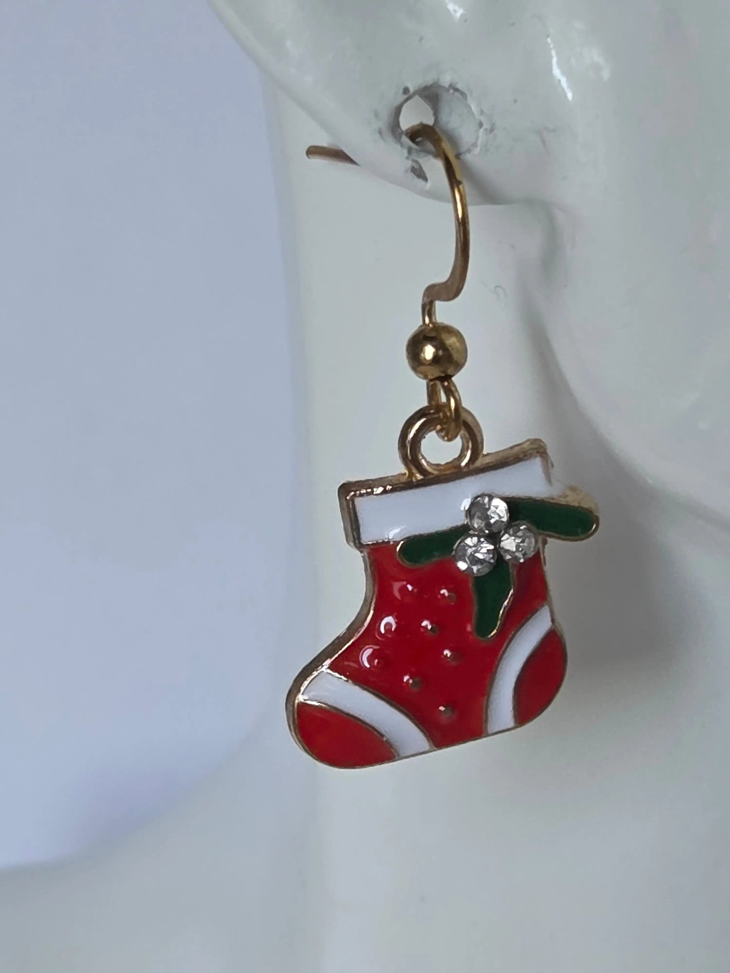 Boucles d’oreilles Noël bottes rouges dorées, bijou festif assemblage main