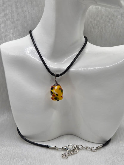 Collier Pendentif Artisanal Fait Main | Perle & Résine | Les Élégantes de Stéph