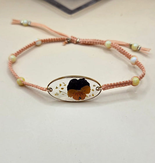 Bracelet fleur naturelle et perles de verres Fait main